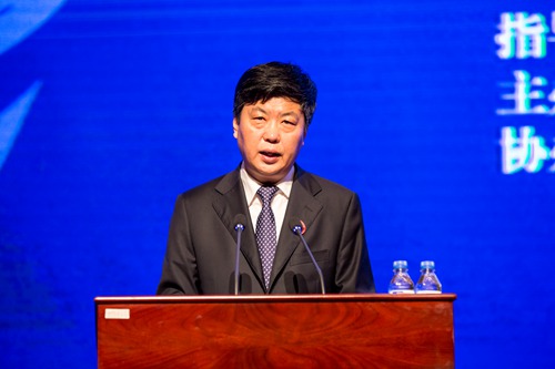 鐵東區委書記吳波致歡迎辭